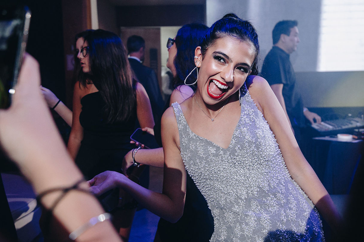 Foto Teen Photograph Mariana 15 anos - Imagem 43